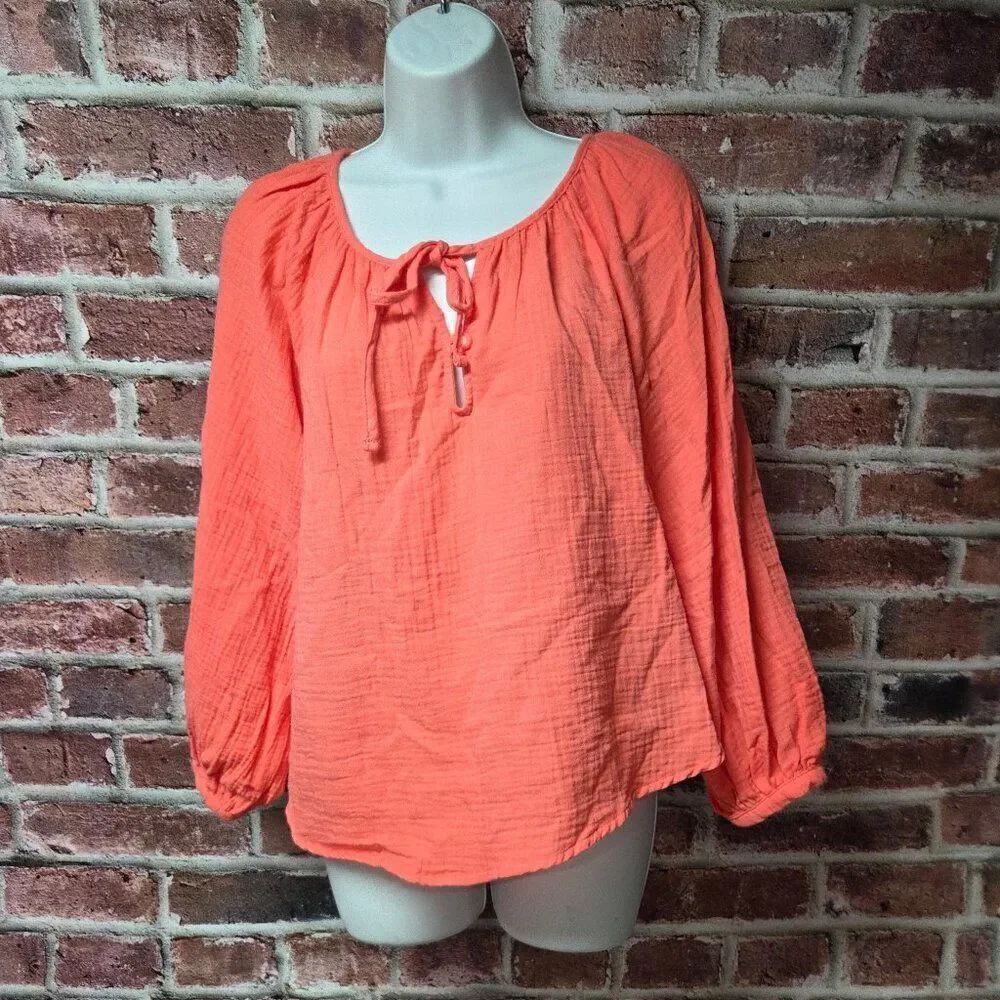 Effortless Everyday Style – Universal Thread Gauze Cotton Top (XS Coral)